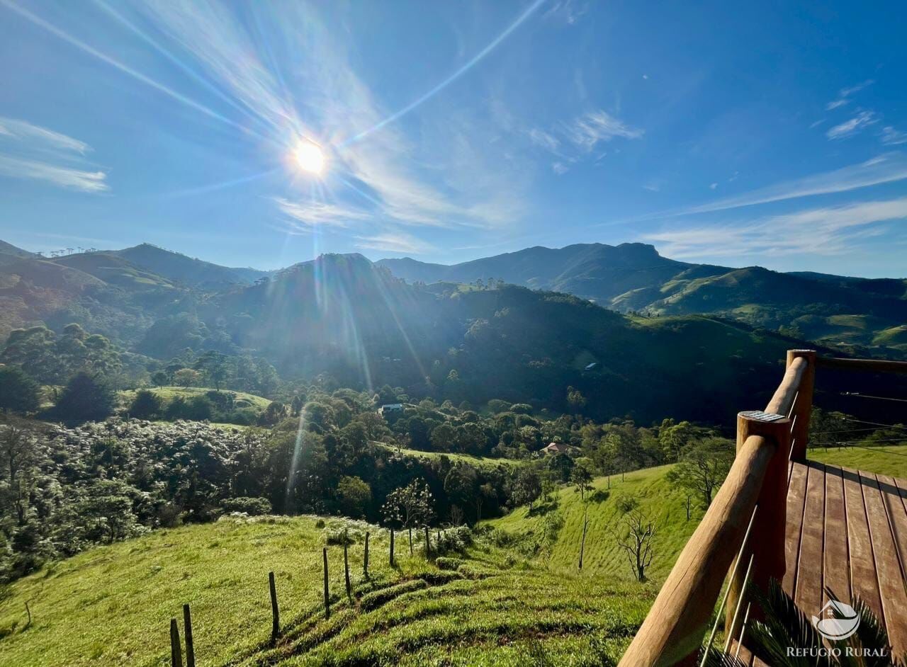 Fazenda à venda com 2 quartos, 22000m² - Foto 1