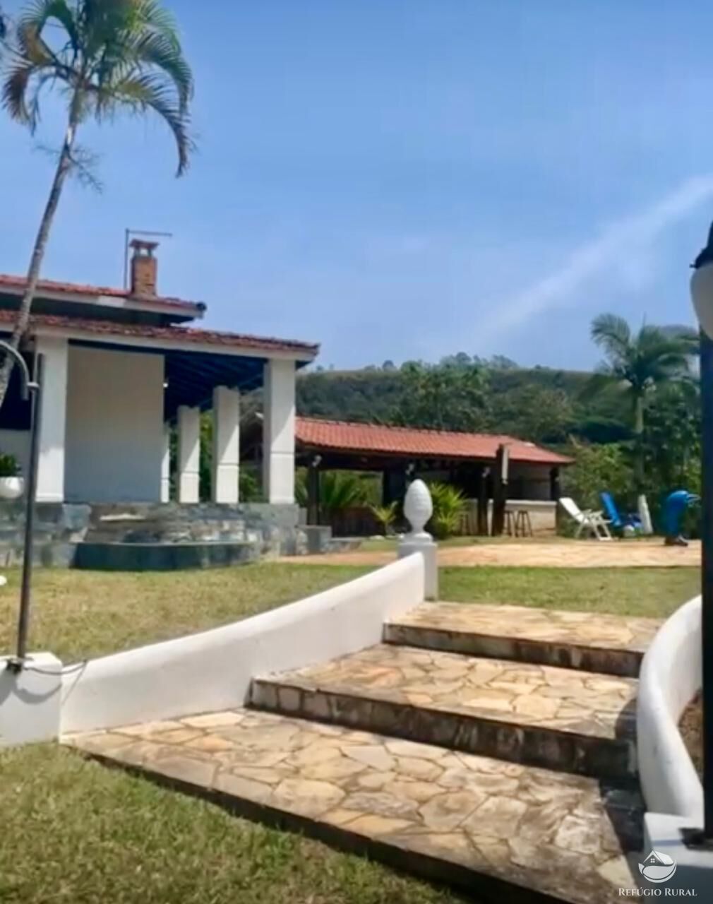 Fazenda à venda com 2 quartos, 2420000m² - Foto 4