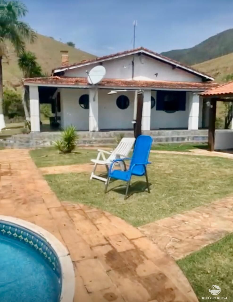 Fazenda à venda com 2 quartos, 2420000m² - Foto 18