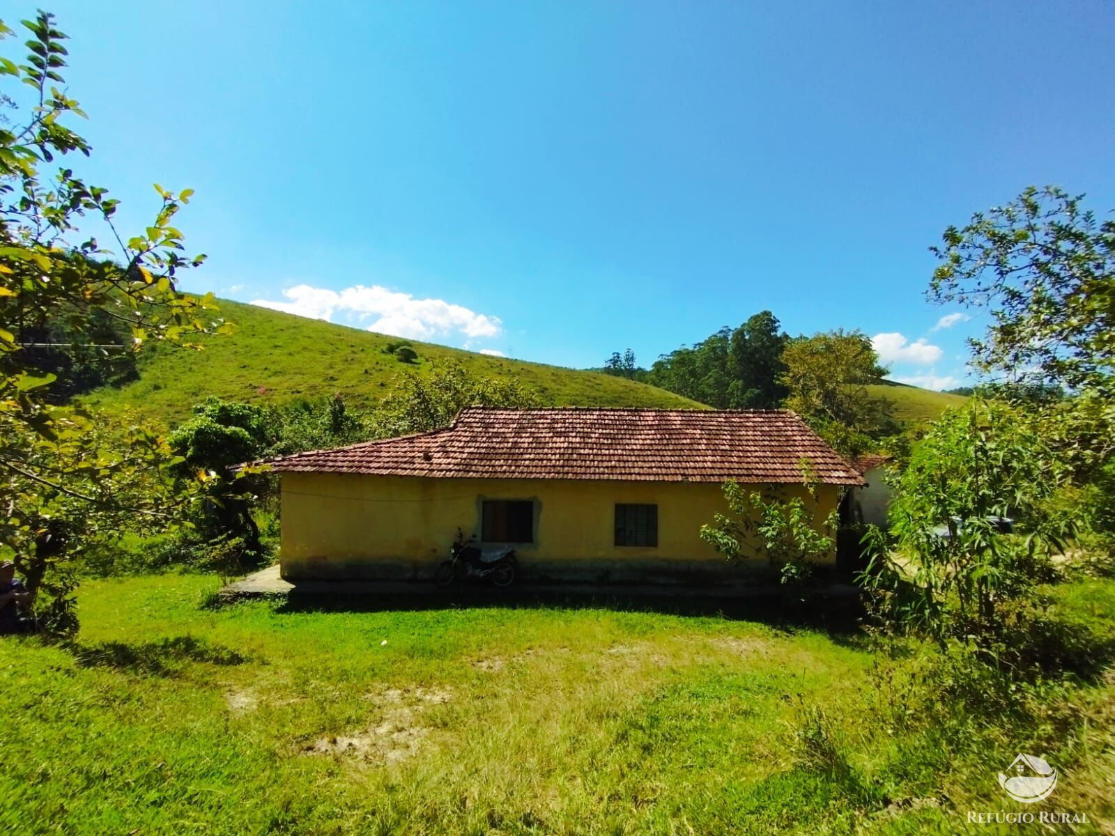 Fazenda à venda com 1 quarto, 104000m² - Foto 1