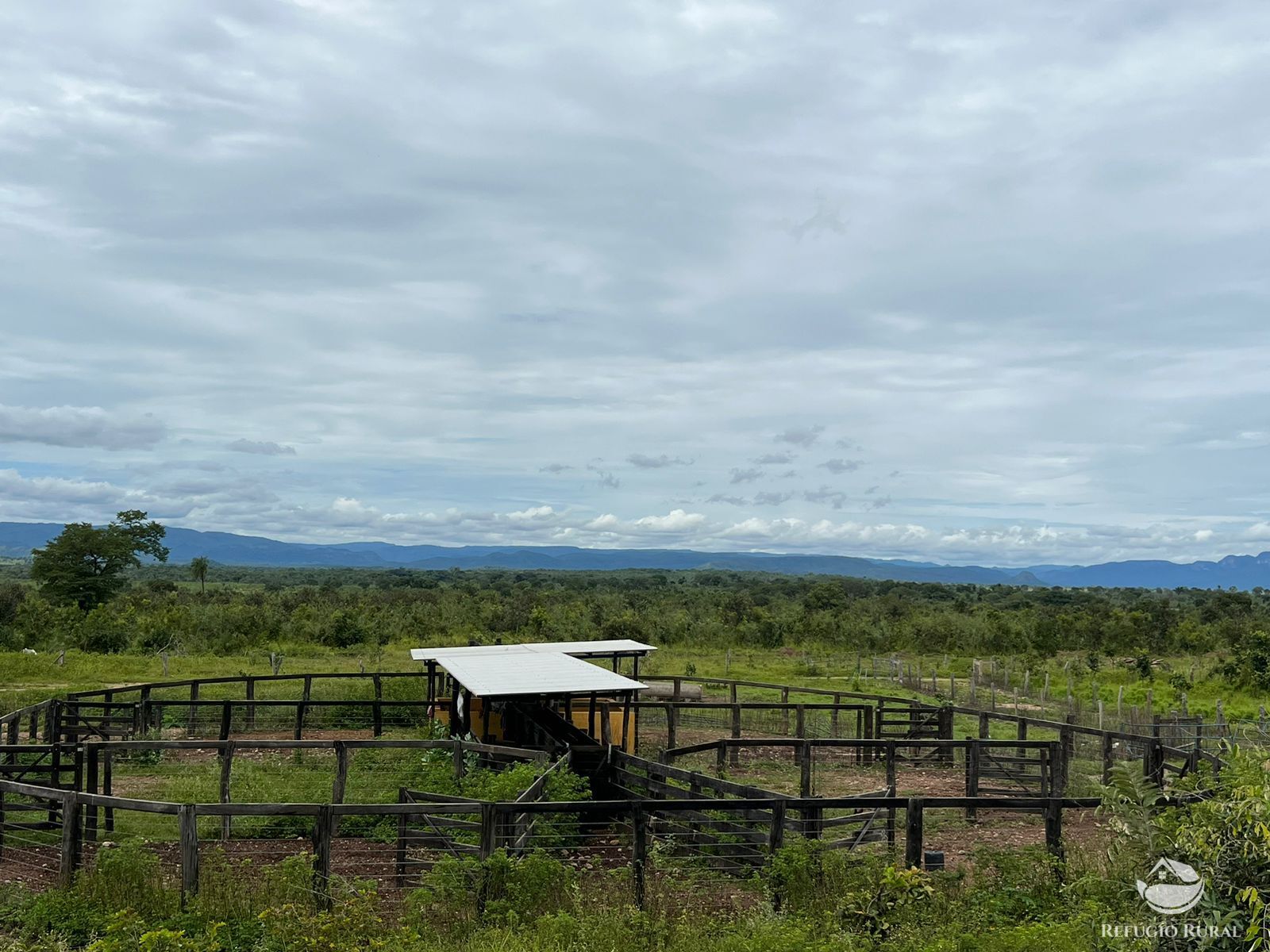 Fazenda à venda com 3 quartos, 46060400m² - Foto 2