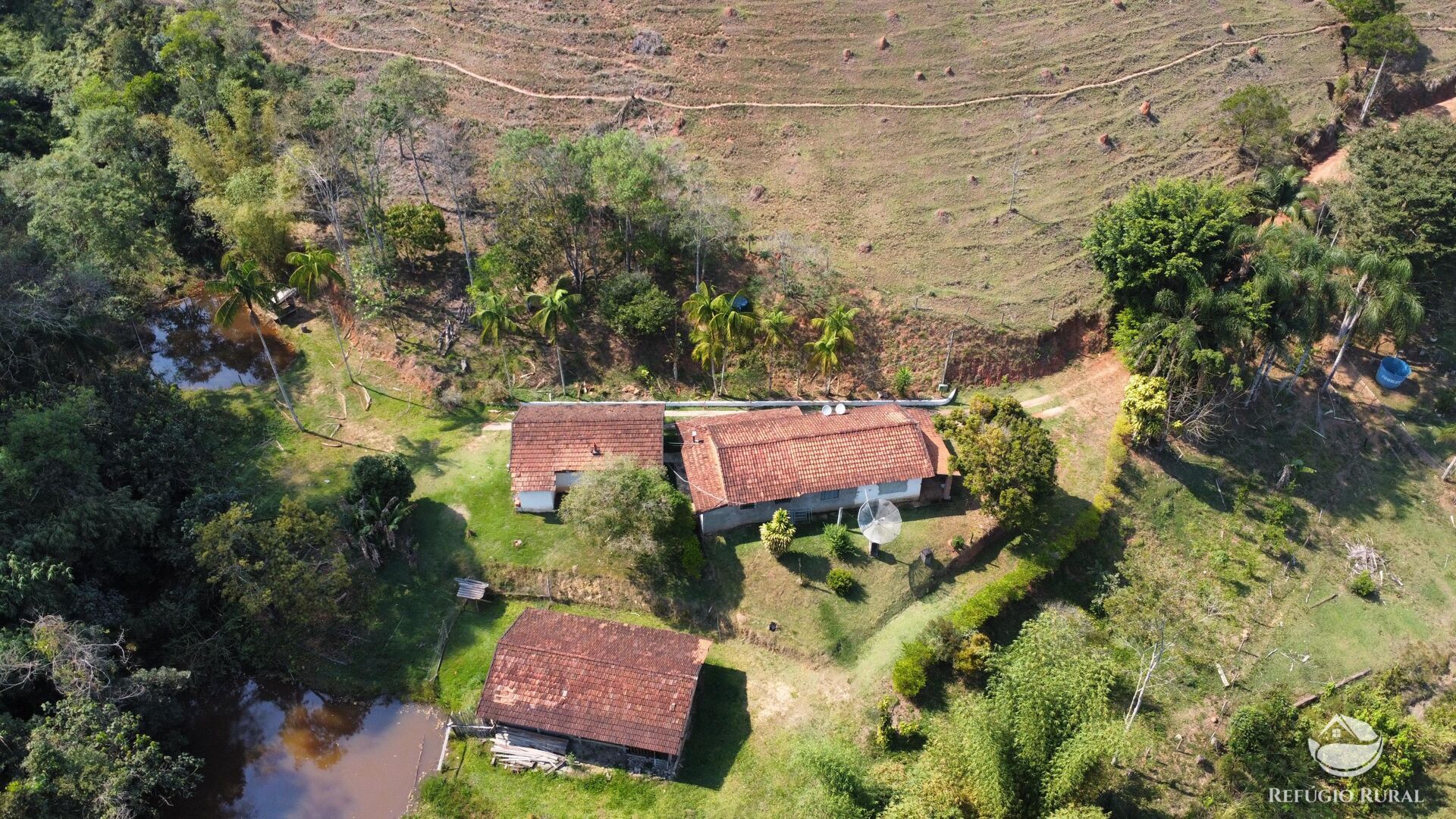 Fazenda à venda com 2 quartos, 96800m² - Foto 2