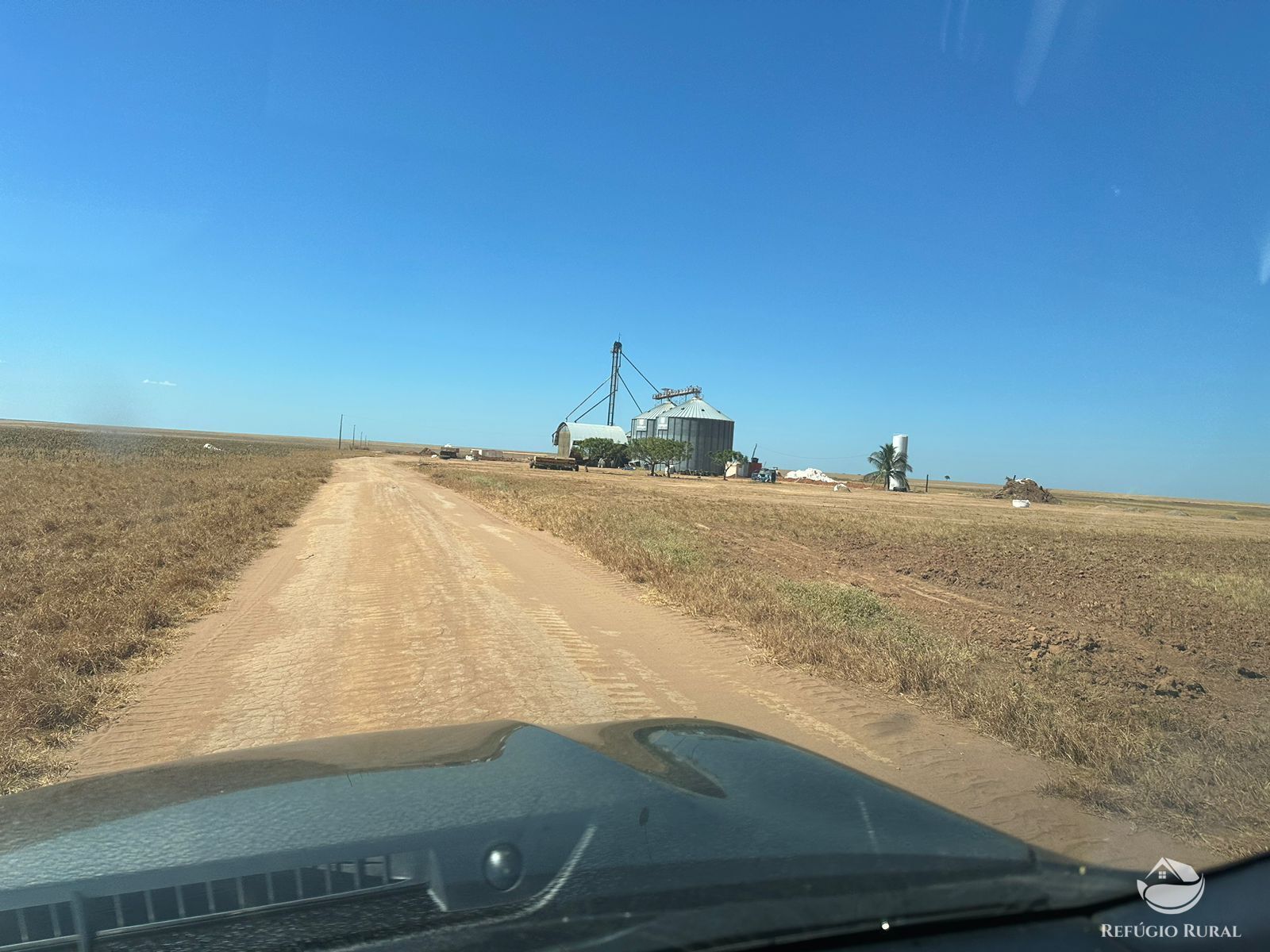 Fazenda à venda com 4 quartos, 110000000m² - Foto 9