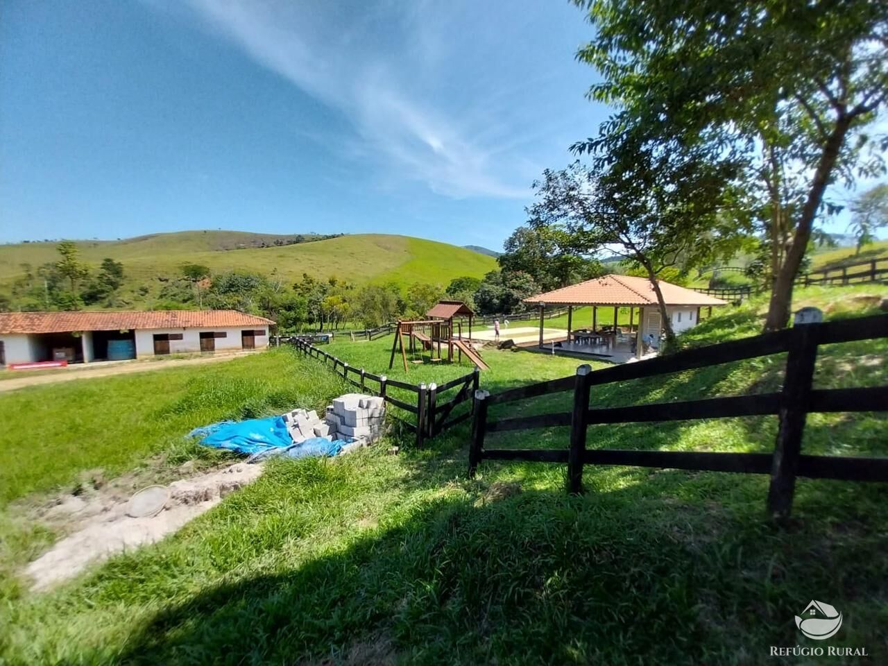 Fazenda à venda com 7 quartos, 4985200m² - Foto 9