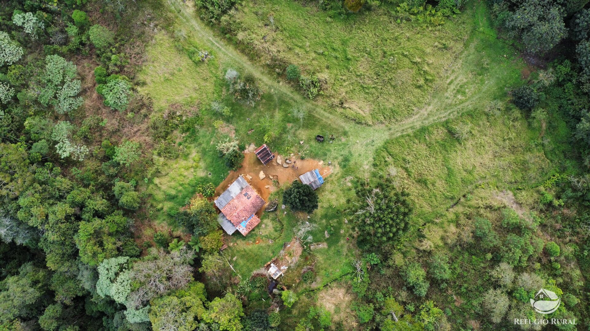 Fazenda à venda com 2 quartos, 4840000m² - Foto 1