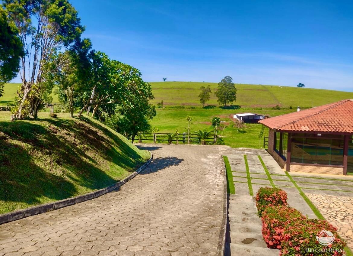 Fazenda à venda com 35 quartos, 26620000m² - Foto 1