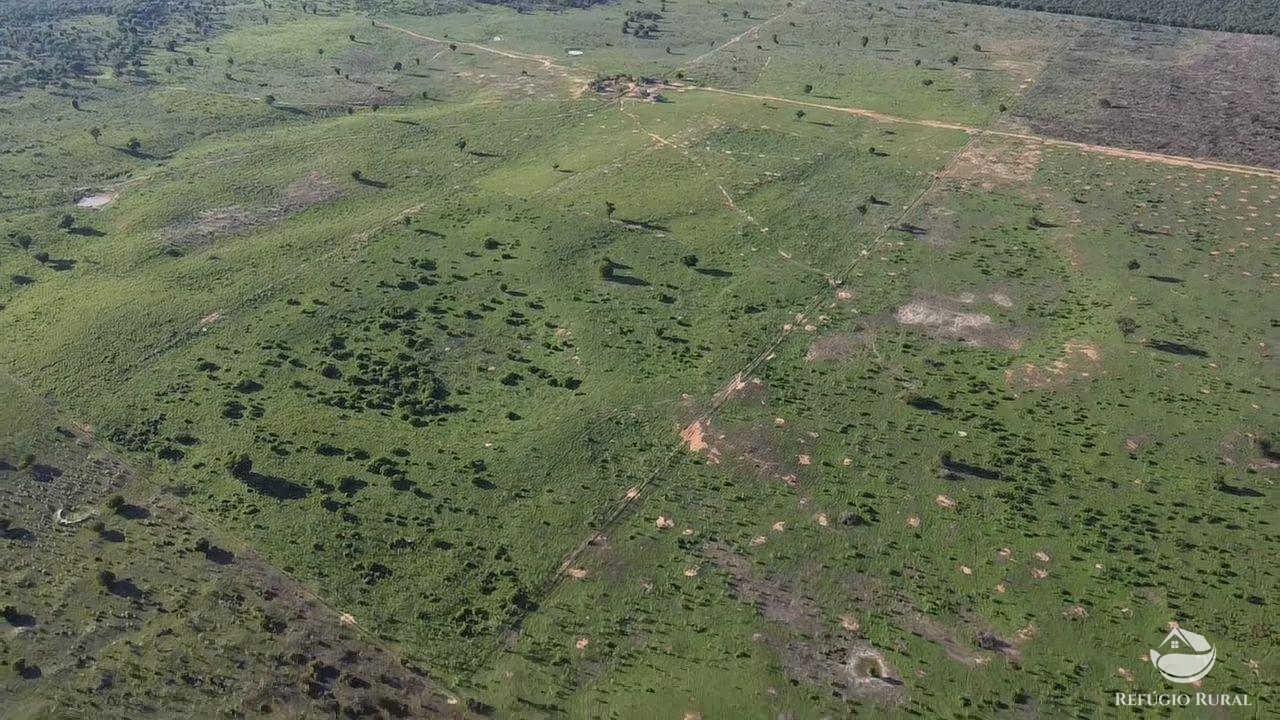 Fazenda à venda com 2 quartos, 20030000m² - Foto 24