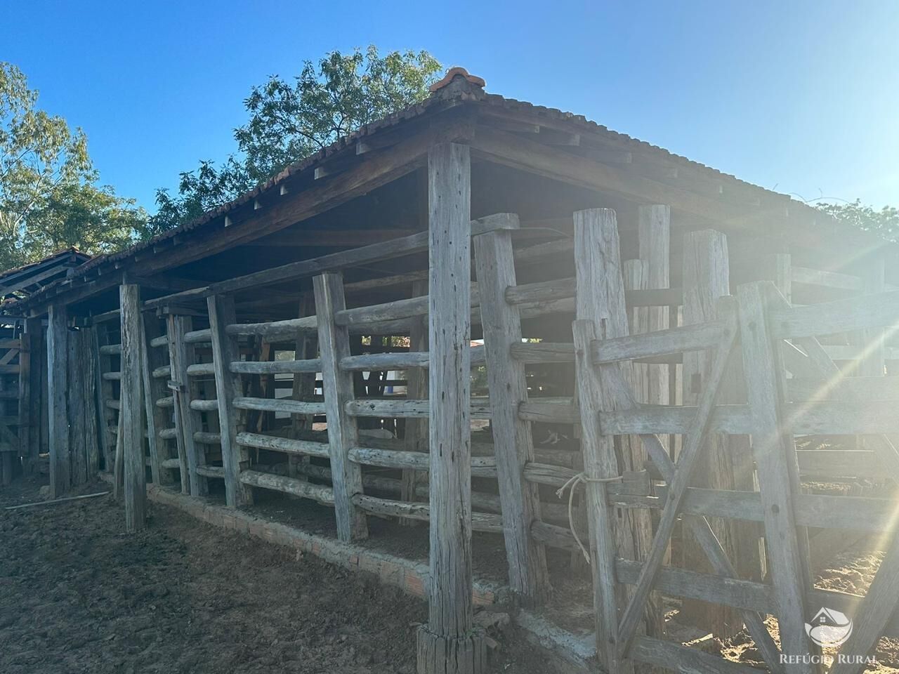 Fazenda à venda com 2 quartos, 20030000m² - Foto 37