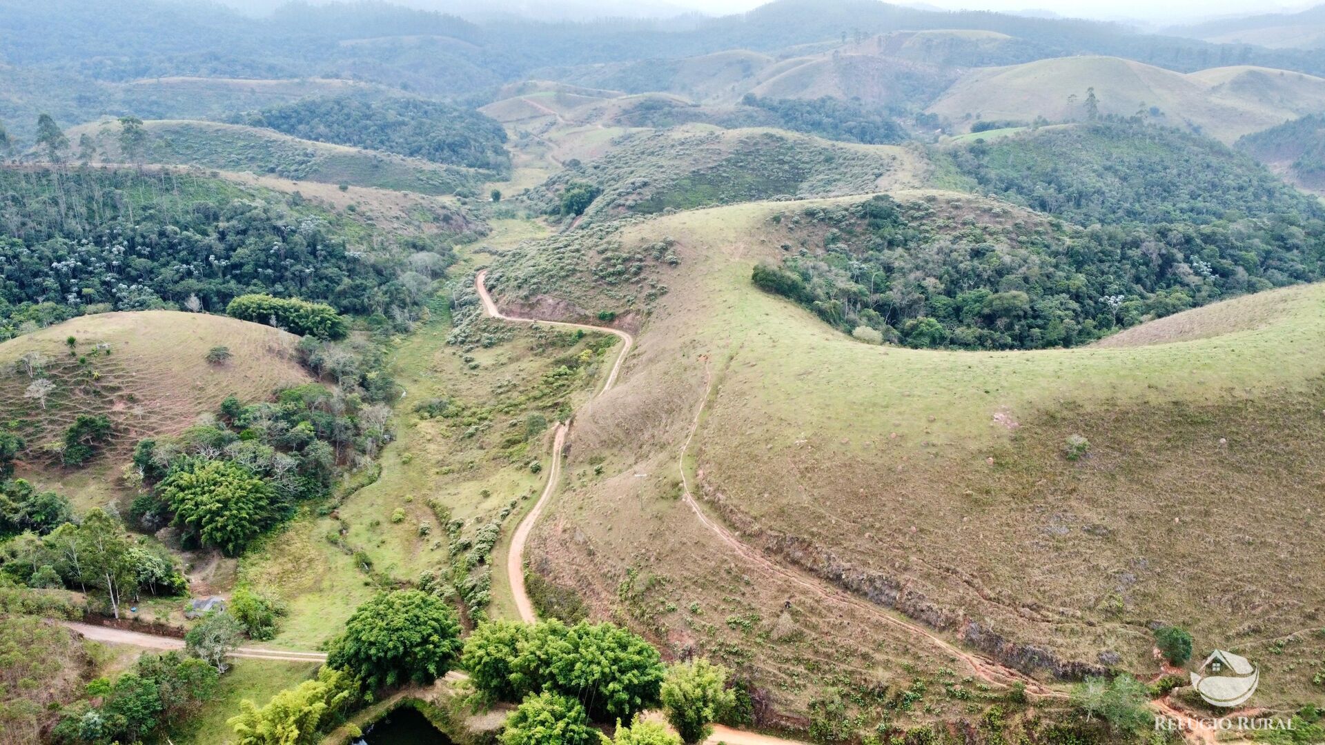 Fazenda à venda com 2 quartos, 2492600m² - Foto 6