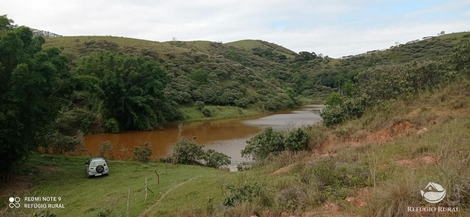 Fazenda à venda com 2 quartos, 2492600m² - Foto 1