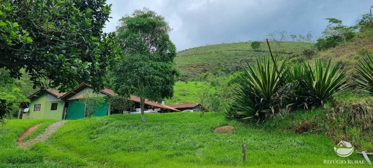 Fazenda à venda com 2 quartos, 72600m² - Foto 1