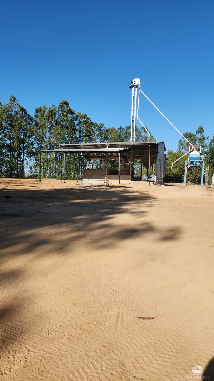 Fazenda à venda com 1 quarto, 35600000m² - Foto 2