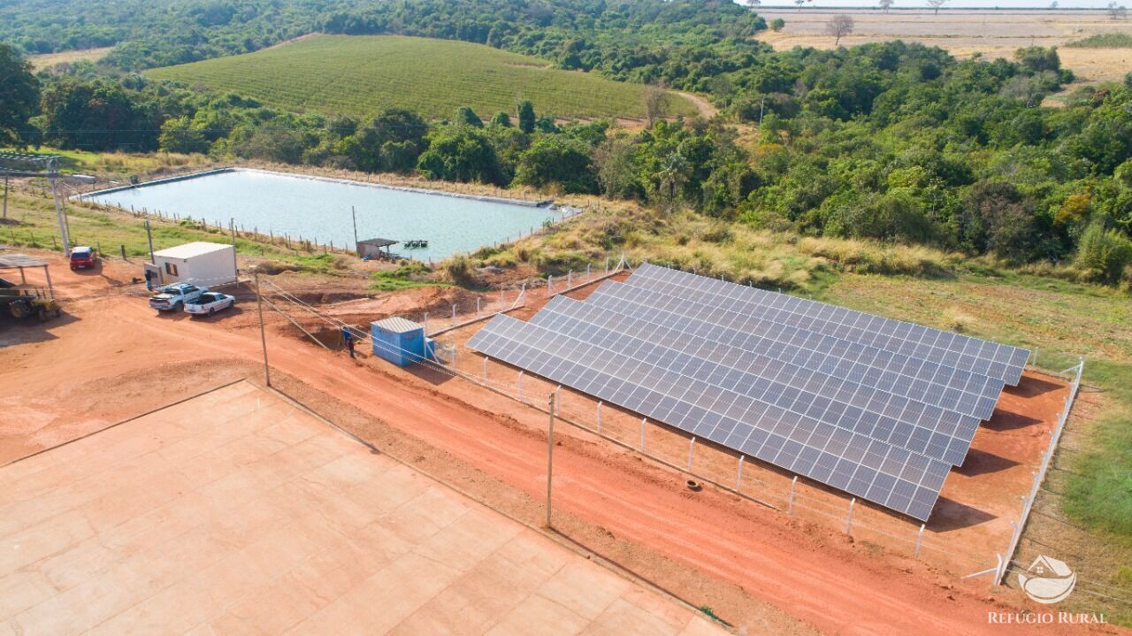 Fazenda à venda com 2 quartos, 1500000m² - Foto 4