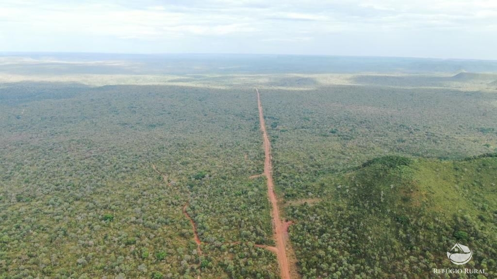 Fazenda à venda com 1 quarto, 82000000m² - Foto 1