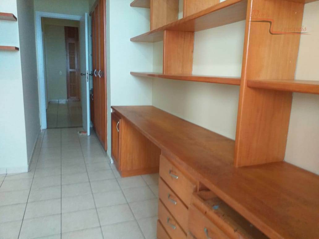 Apartamento à venda com 4 quartos, 128m² - Foto 3