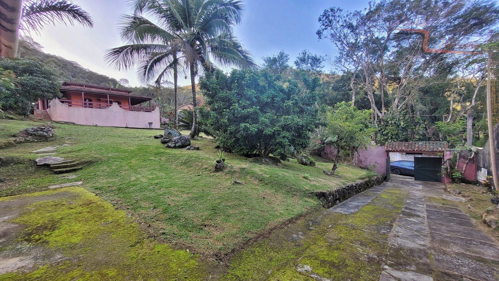 Fazenda à venda com 4 quartos, 1600m² - Foto 3