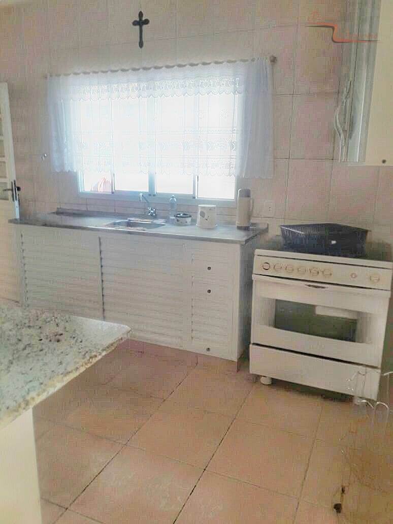 Casa de Condomínio à venda com 5 quartos, 180m² - Foto 11