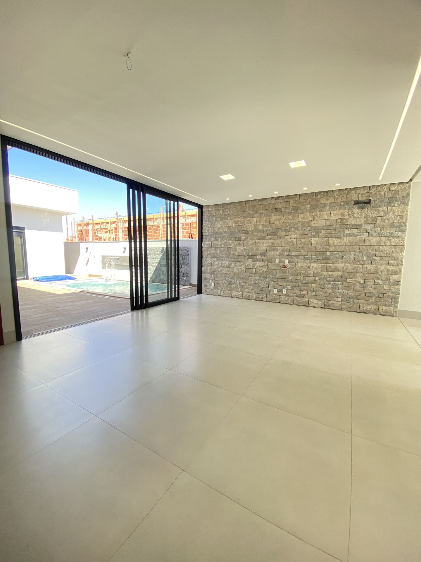 Casa à venda com 3 quartos, 256m² - Foto 6