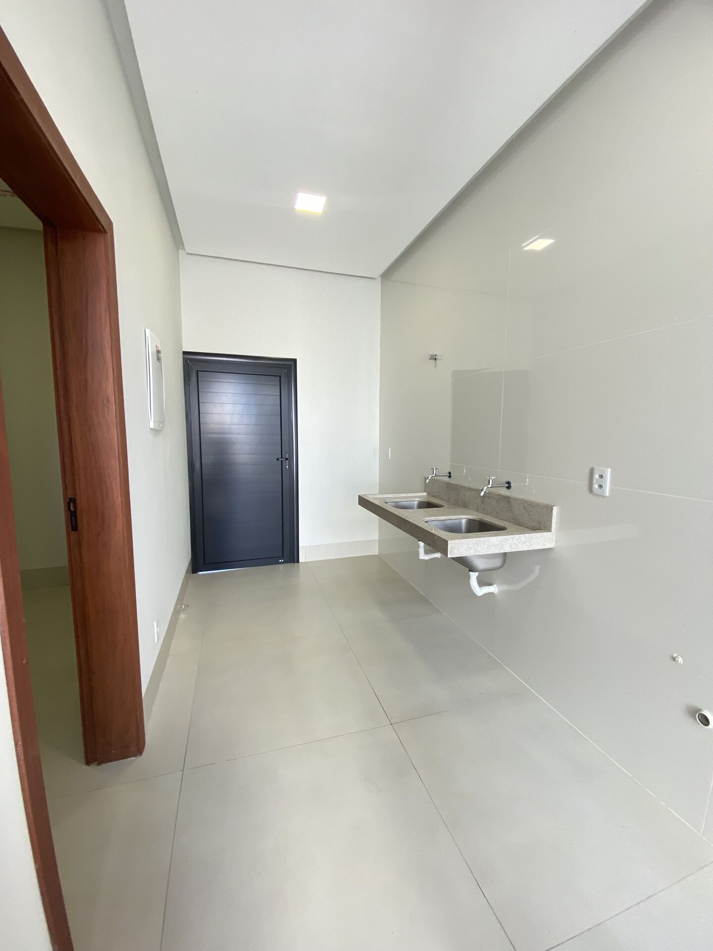 Casa à venda com 3 quartos, 256m² - Foto 17