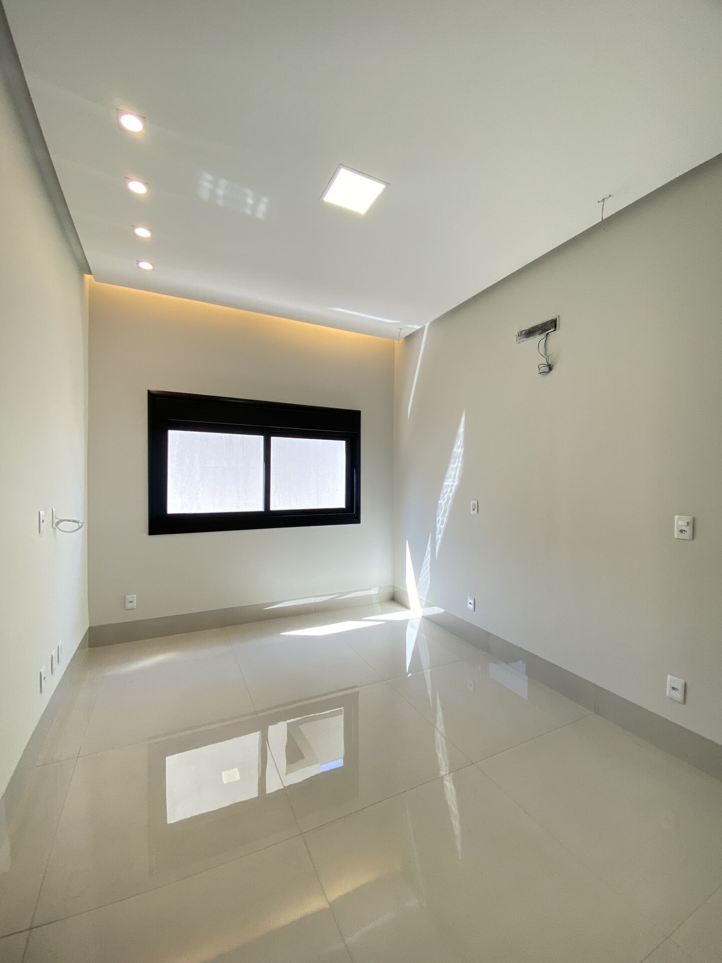 Casa à venda com 3 quartos, 256m² - Foto 13