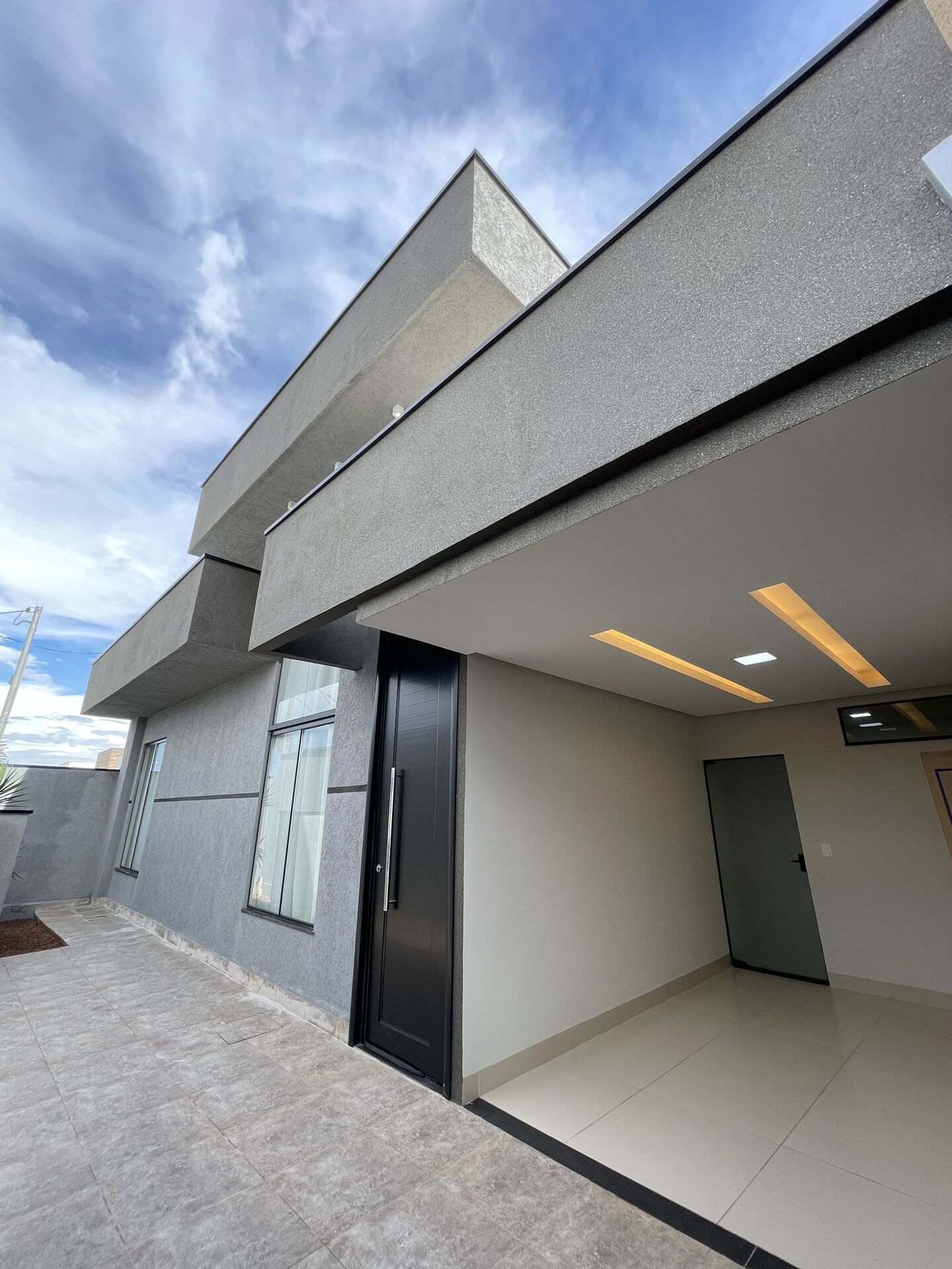 Casa à venda com 2 quartos, 82m² - Foto 2