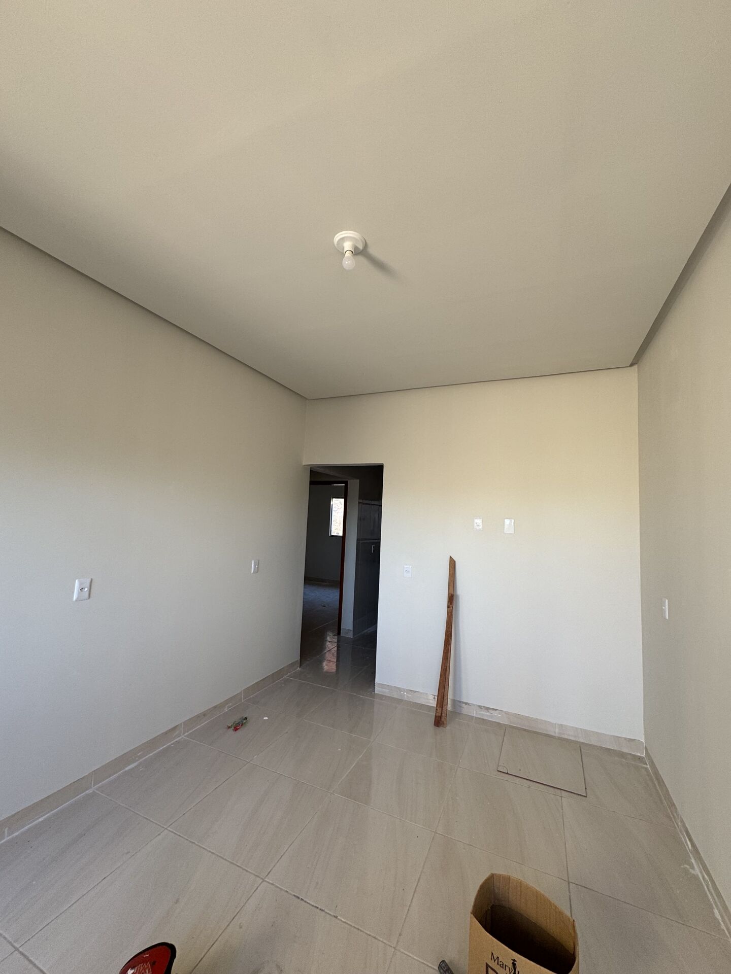 Casa à venda com 3 quartos, 80m² - Foto 4