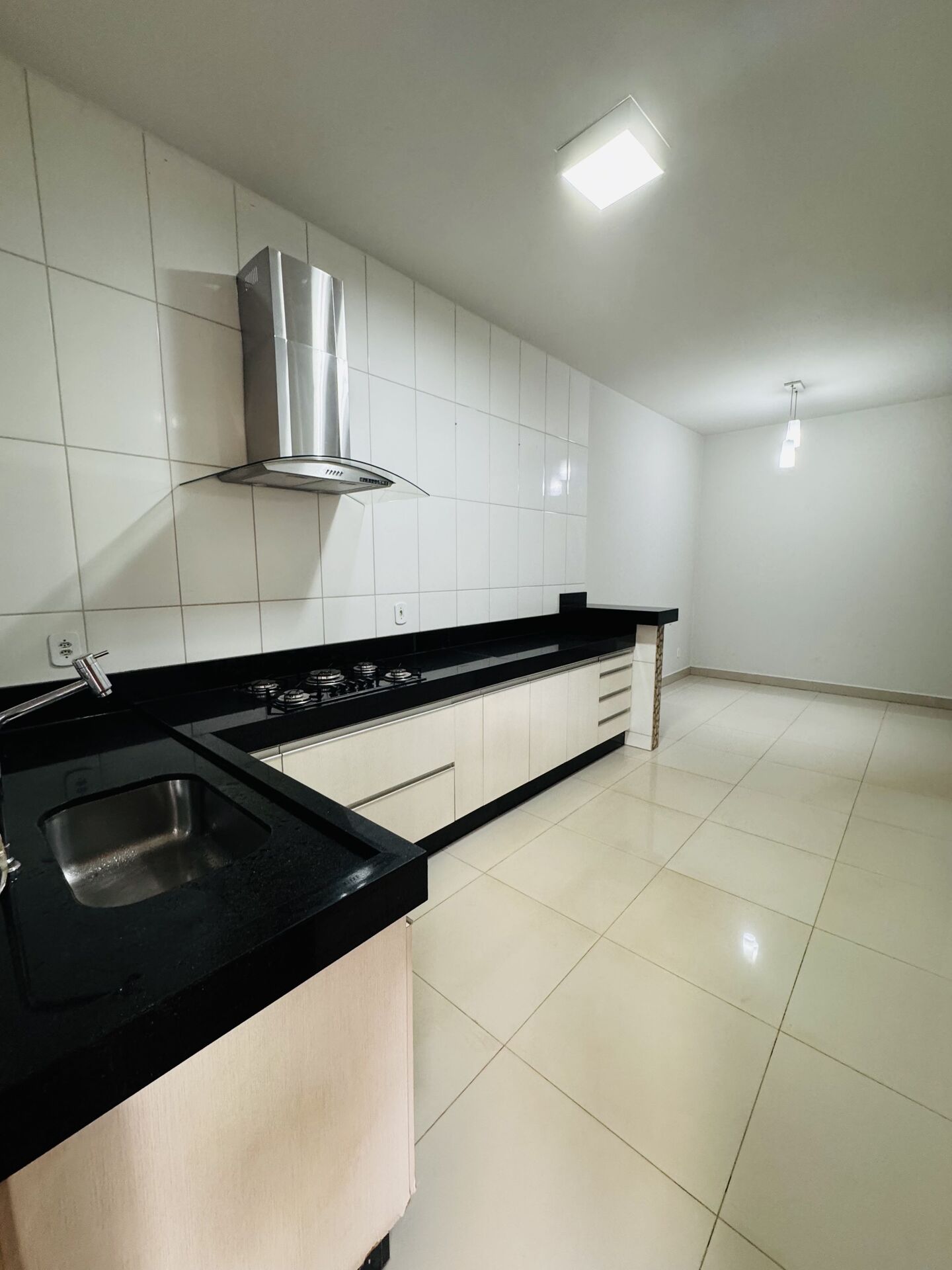 Sobrado à venda com 5 quartos, 336m² - Foto 11