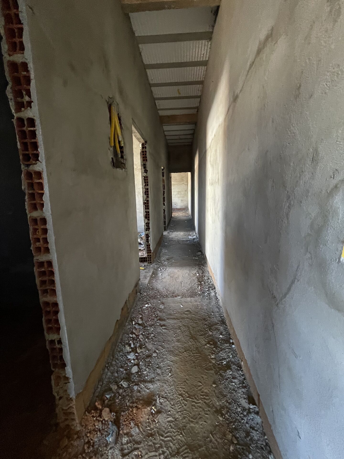 Casa à venda com 3 quartos, 95m² - Foto 3