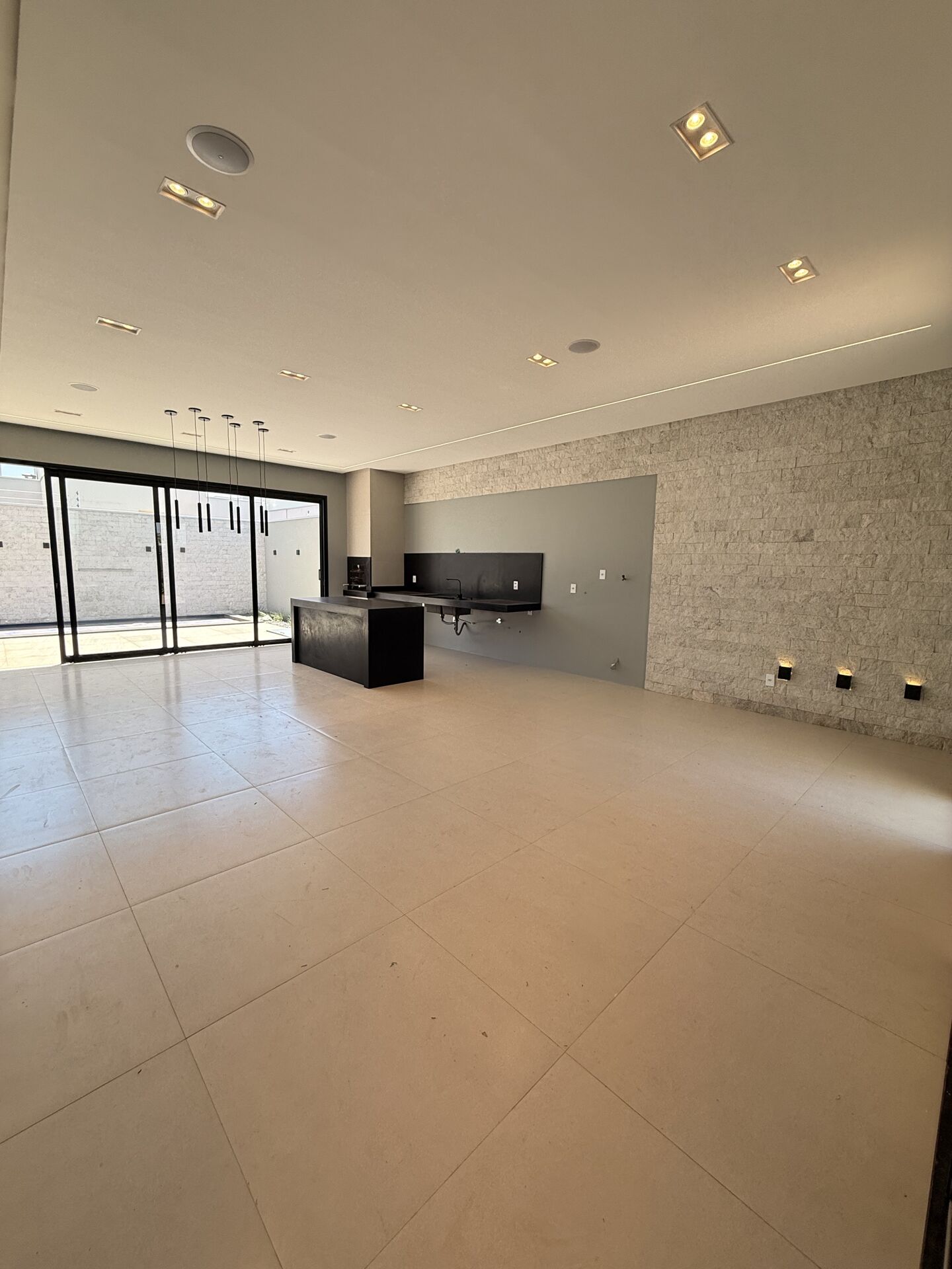 Casa, 3 quartos, 215 m² - Foto 4