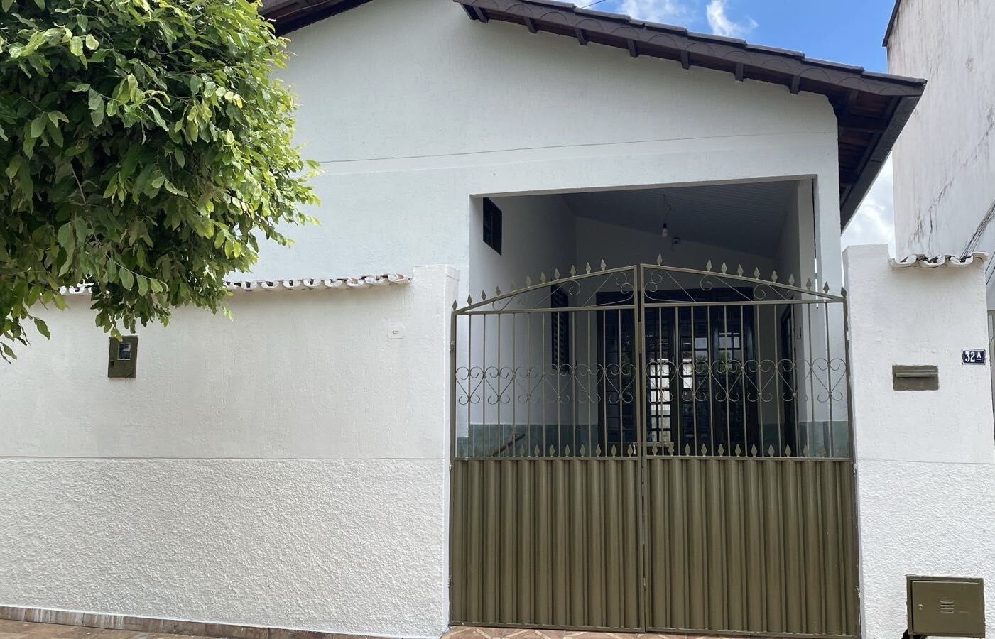 Casa à venda com 3 quartos, 90m² - Foto 1