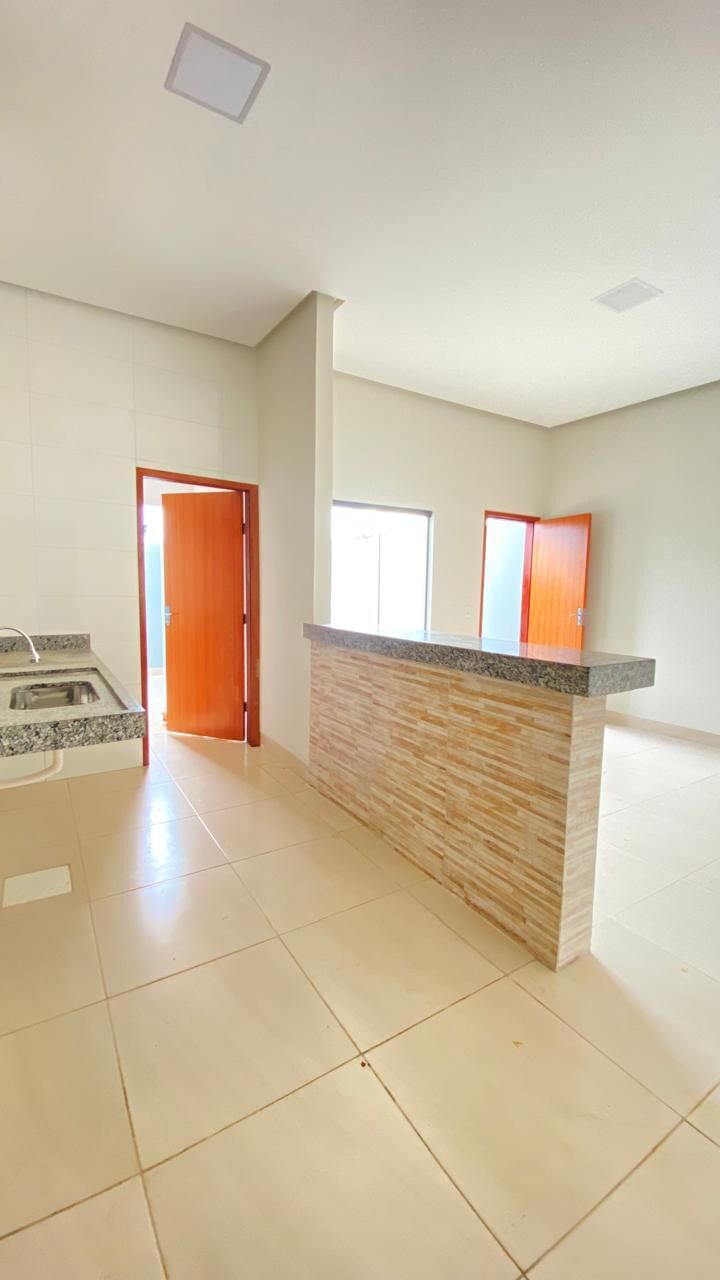 Casa à venda com 3 quartos, 66m² - Foto 3