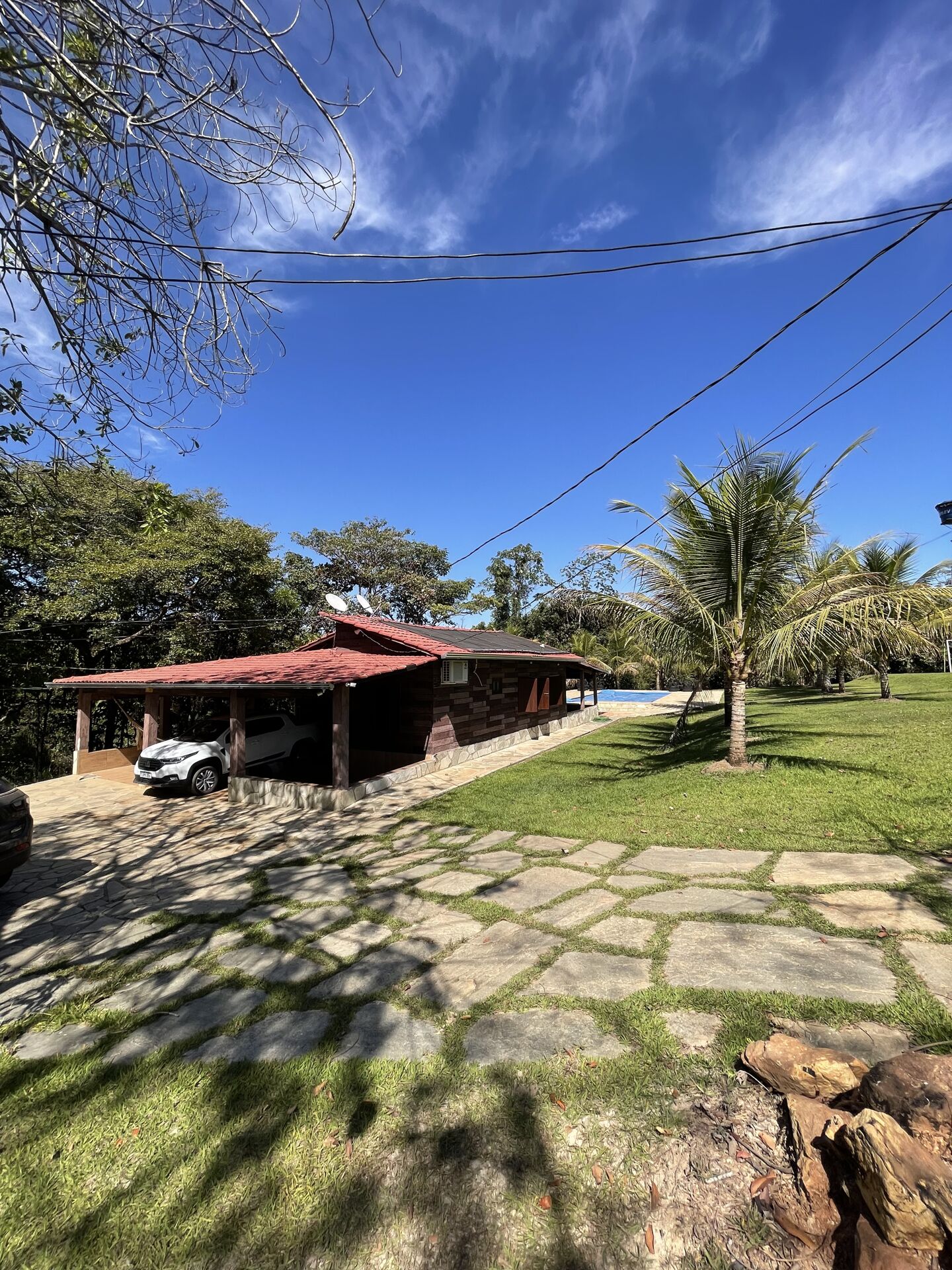 Chácara à venda com 3 quartos, 14000m² - Foto 1