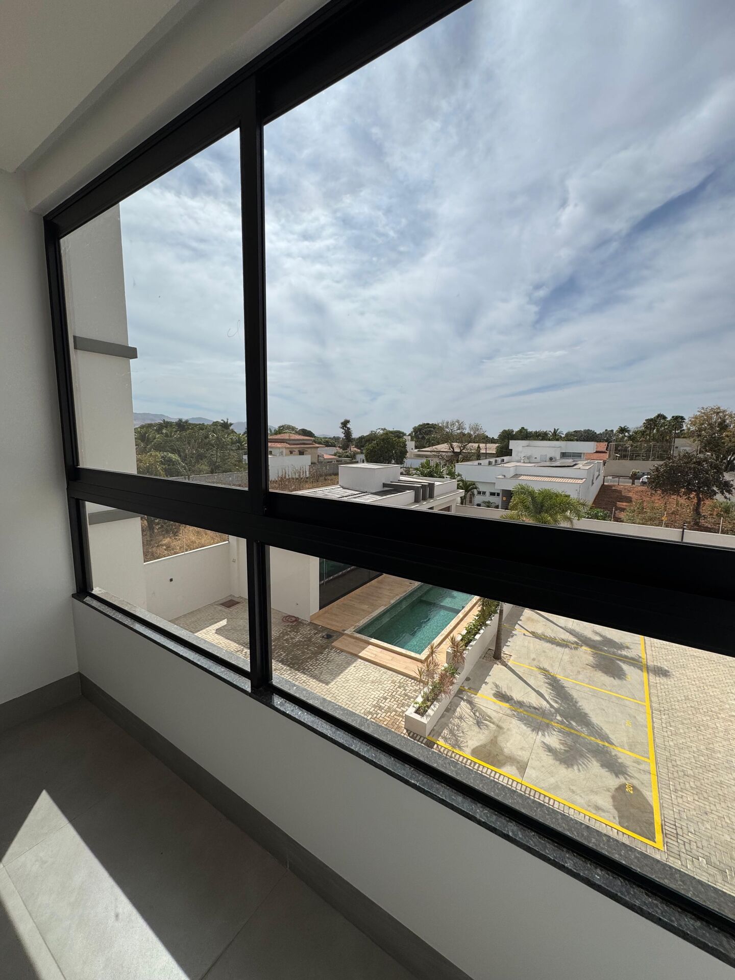 Apartamento à venda com 2 quartos, 63m² - Foto 3