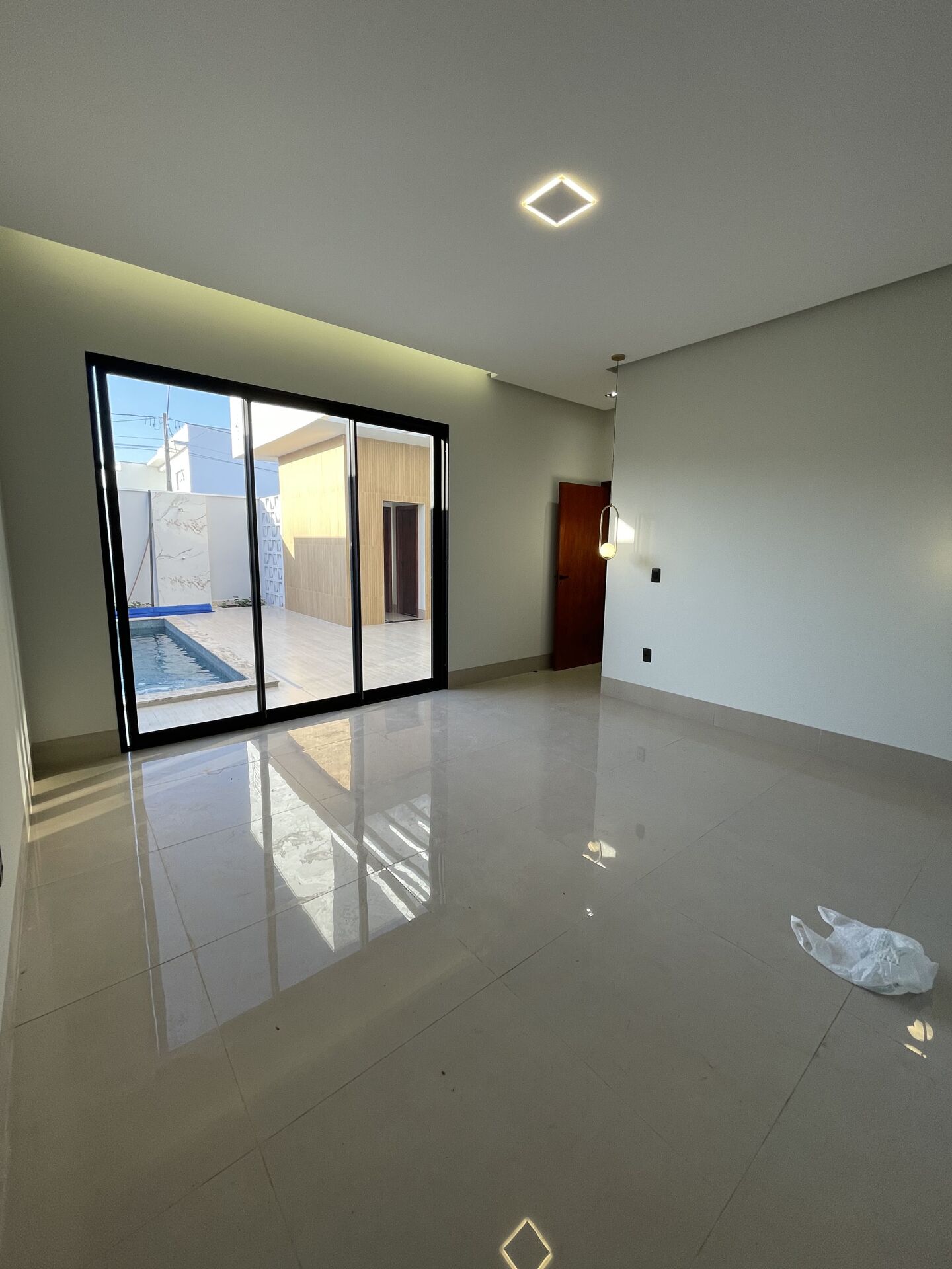 Casa à venda com 3 quartos, 190m² - Foto 8