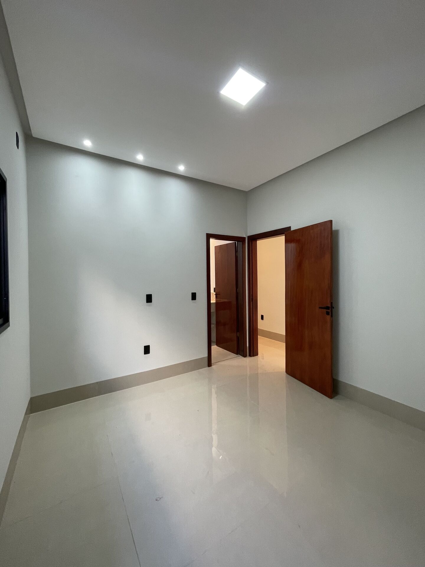 Casa à venda com 3 quartos, 190m² - Foto 6