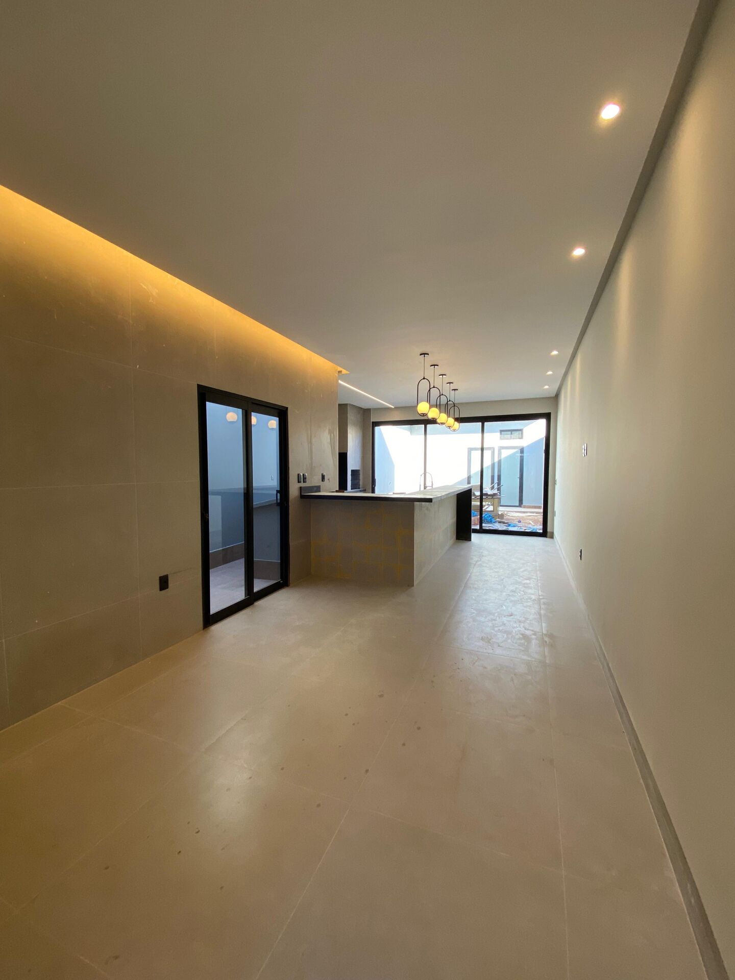 Casa à venda com 3 quartos, 188m² - Foto 12