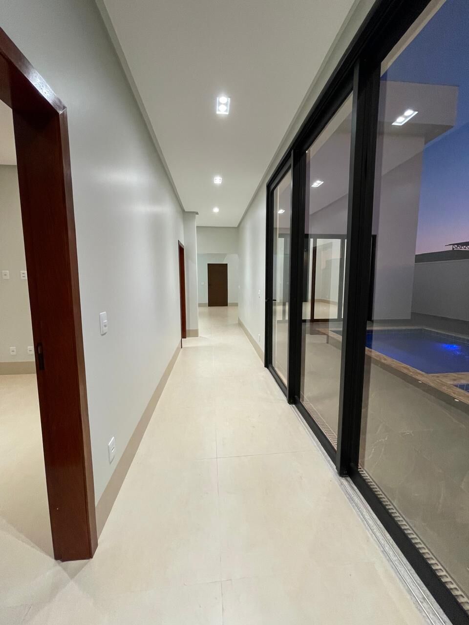 Casa à venda com 3 quartos, 230m² - Foto 12