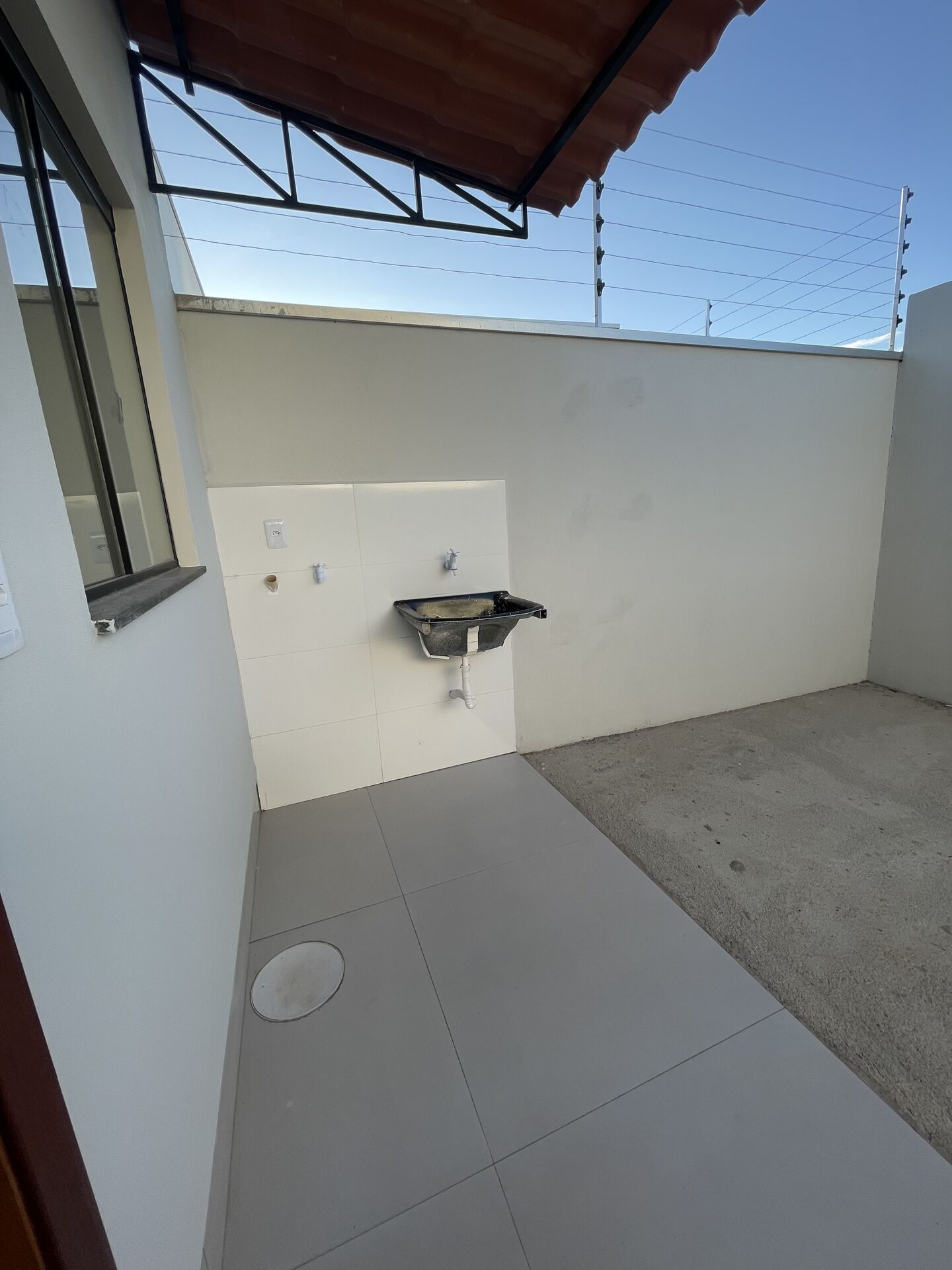 Casa à venda com 2 quartos, 60m² - Foto 10