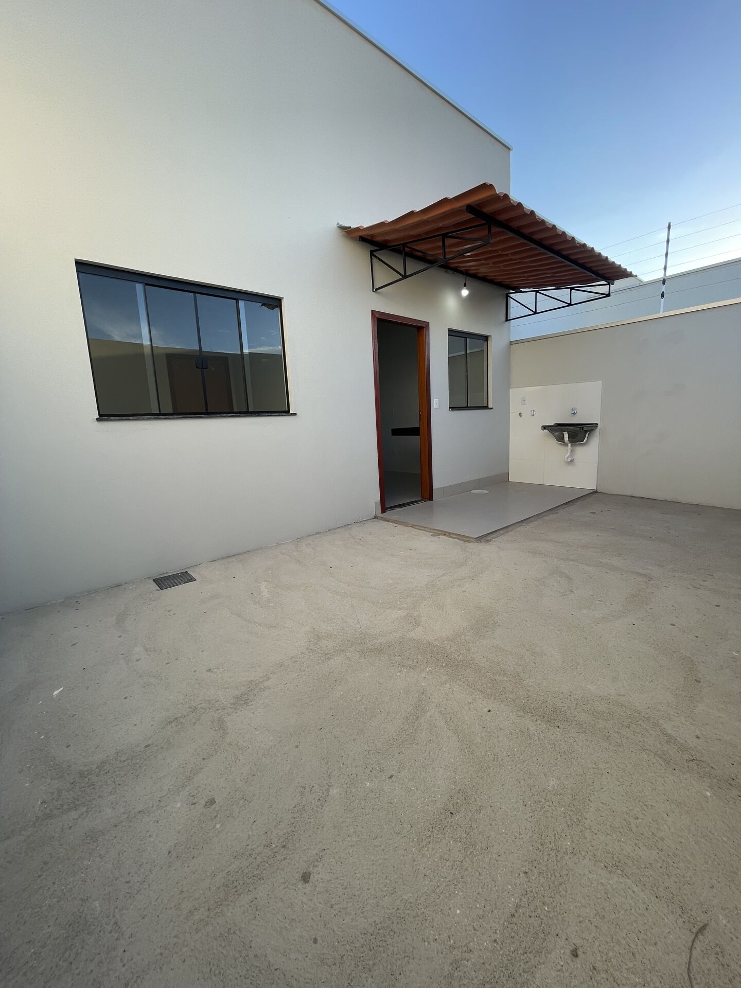 Casa à venda com 2 quartos, 60m² - Foto 12
