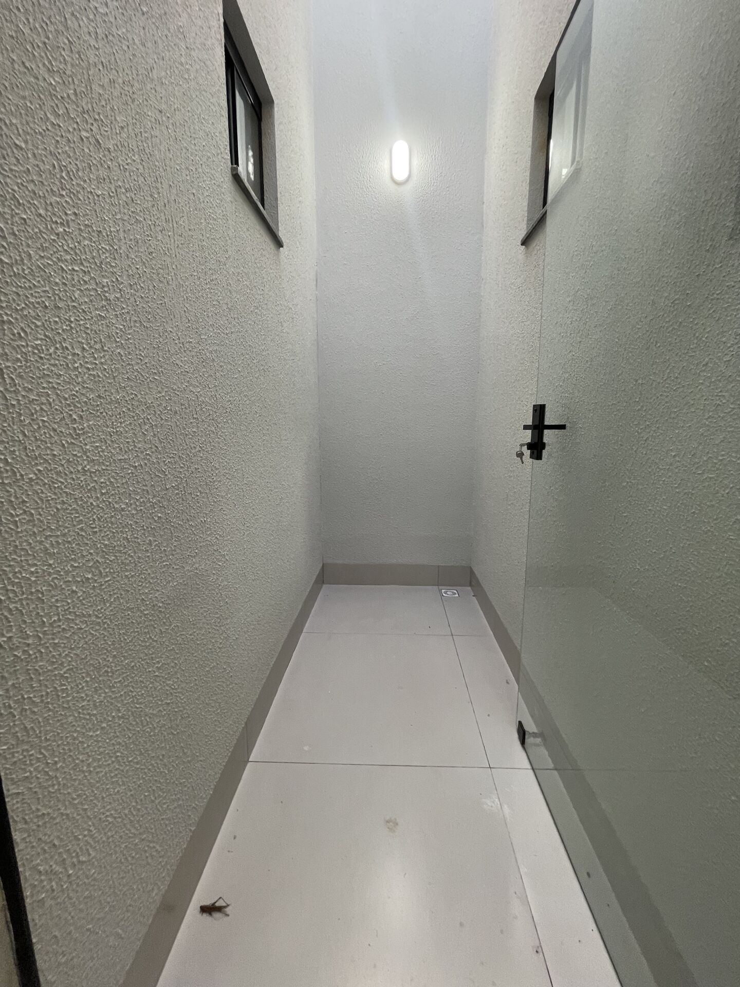 Casa à venda com 2 quartos, 60m² - Foto 8