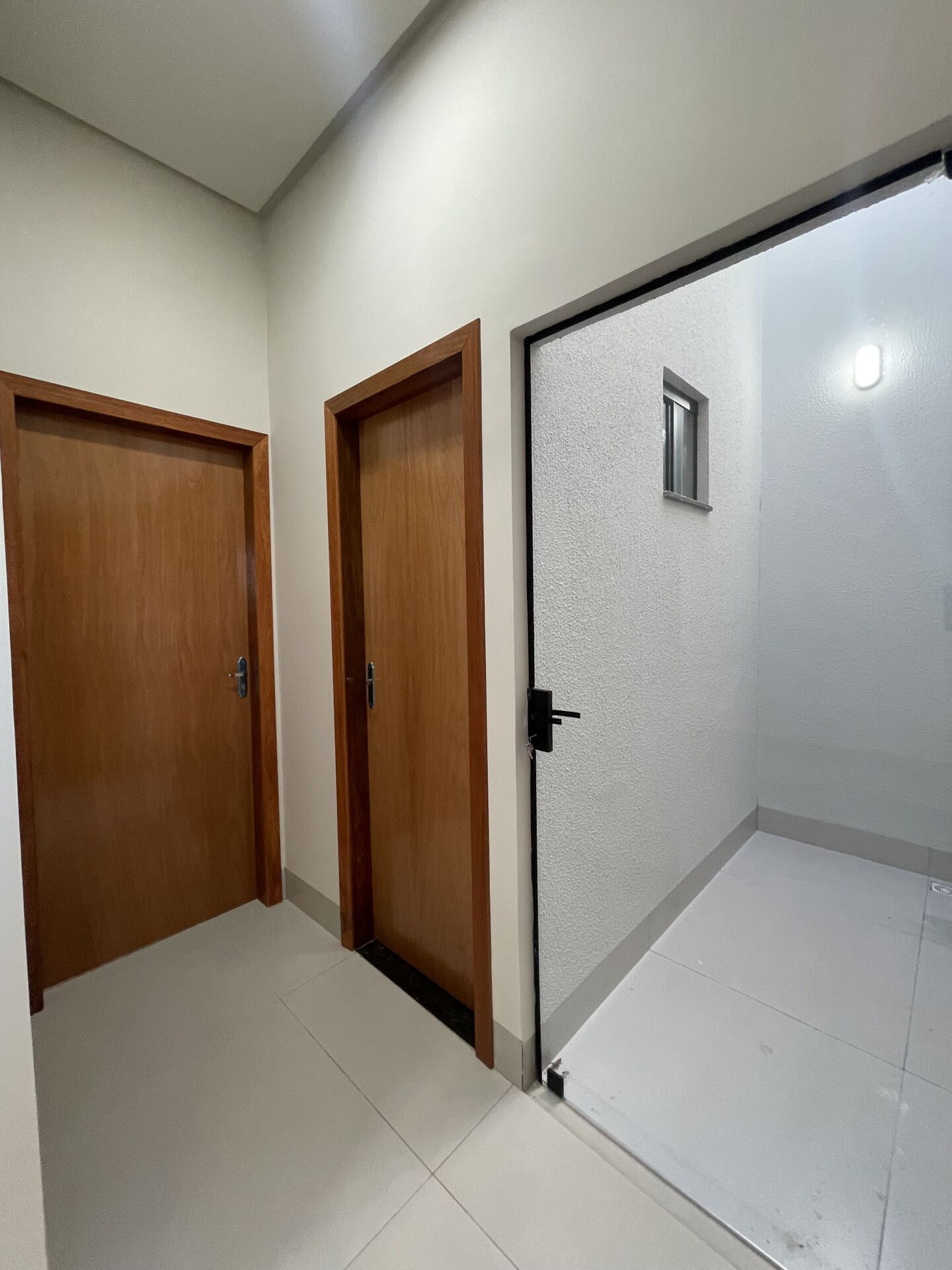 Casa à venda com 2 quartos, 60m² - Foto 3