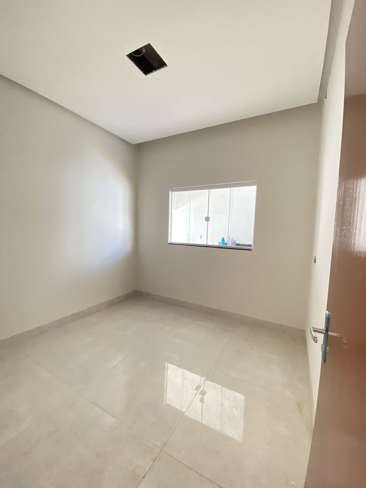 Casa à venda com 3 quartos, 100m² - Foto 5