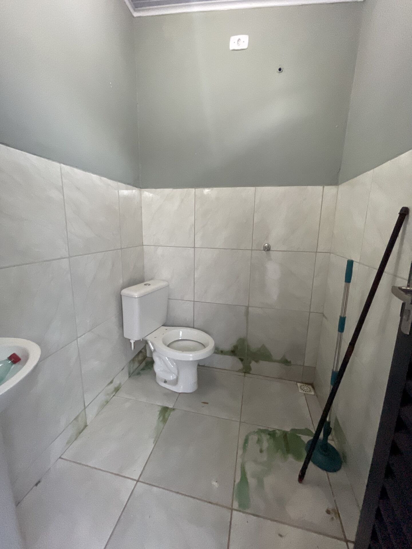 Casa à venda com 2 quartos, 110m² - Foto 11