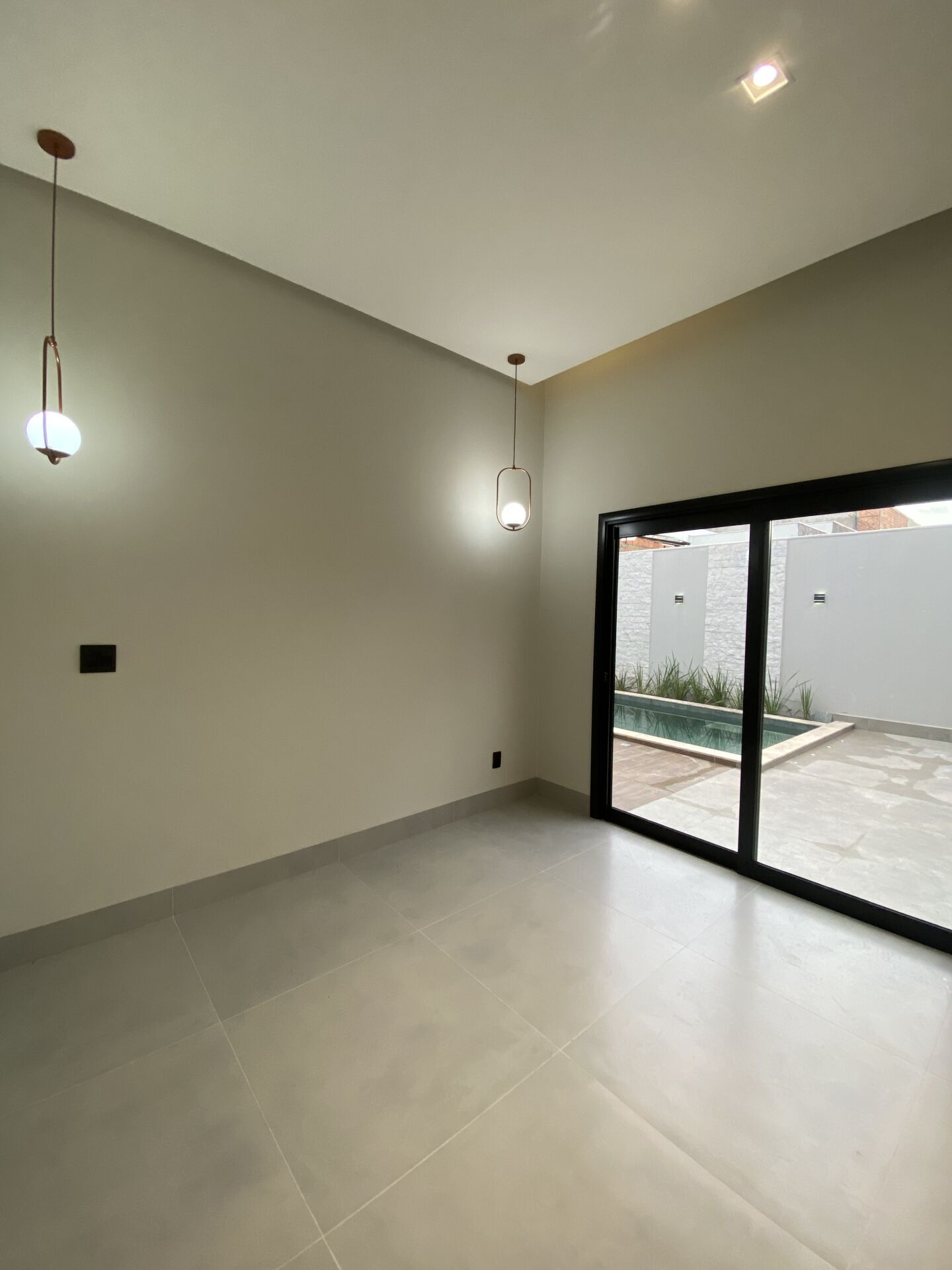 Casa à venda com 3 quartos, 166m² - Foto 2