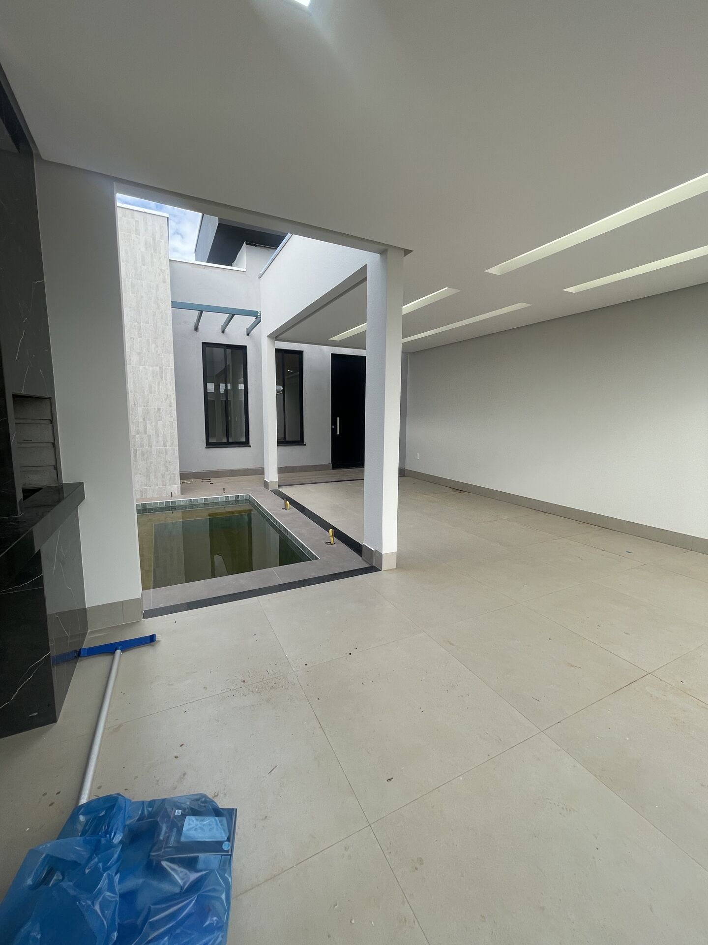 Casa à venda com 3 quartos, 117m² - Foto 3