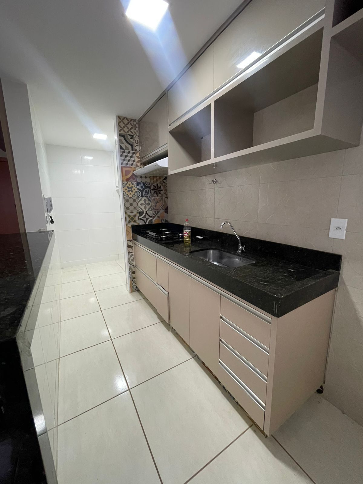 Apartamento à venda com 2 quartos, 55m² - Foto 3