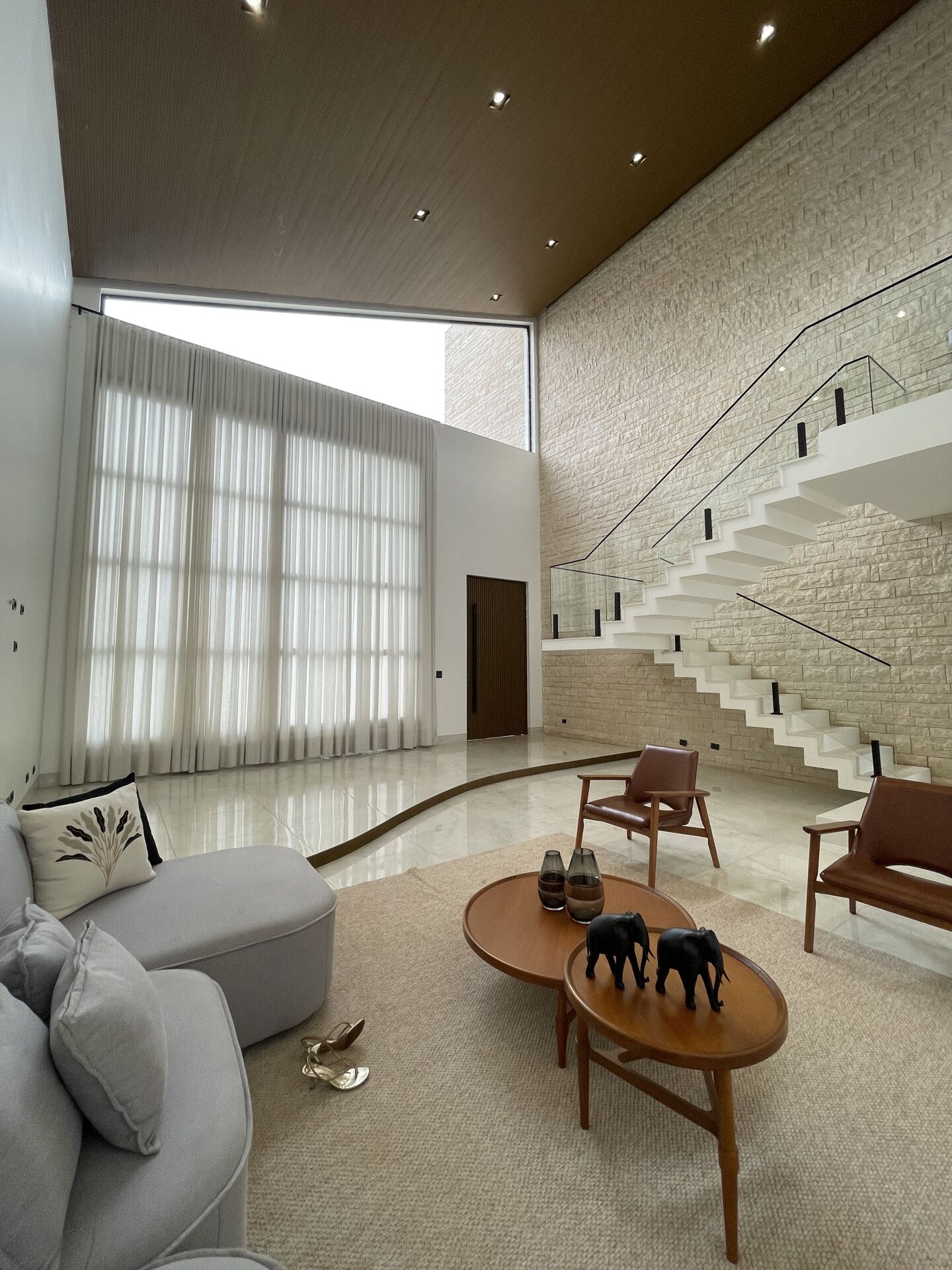 Casa à venda com 3 quartos, 439m² - Foto 4