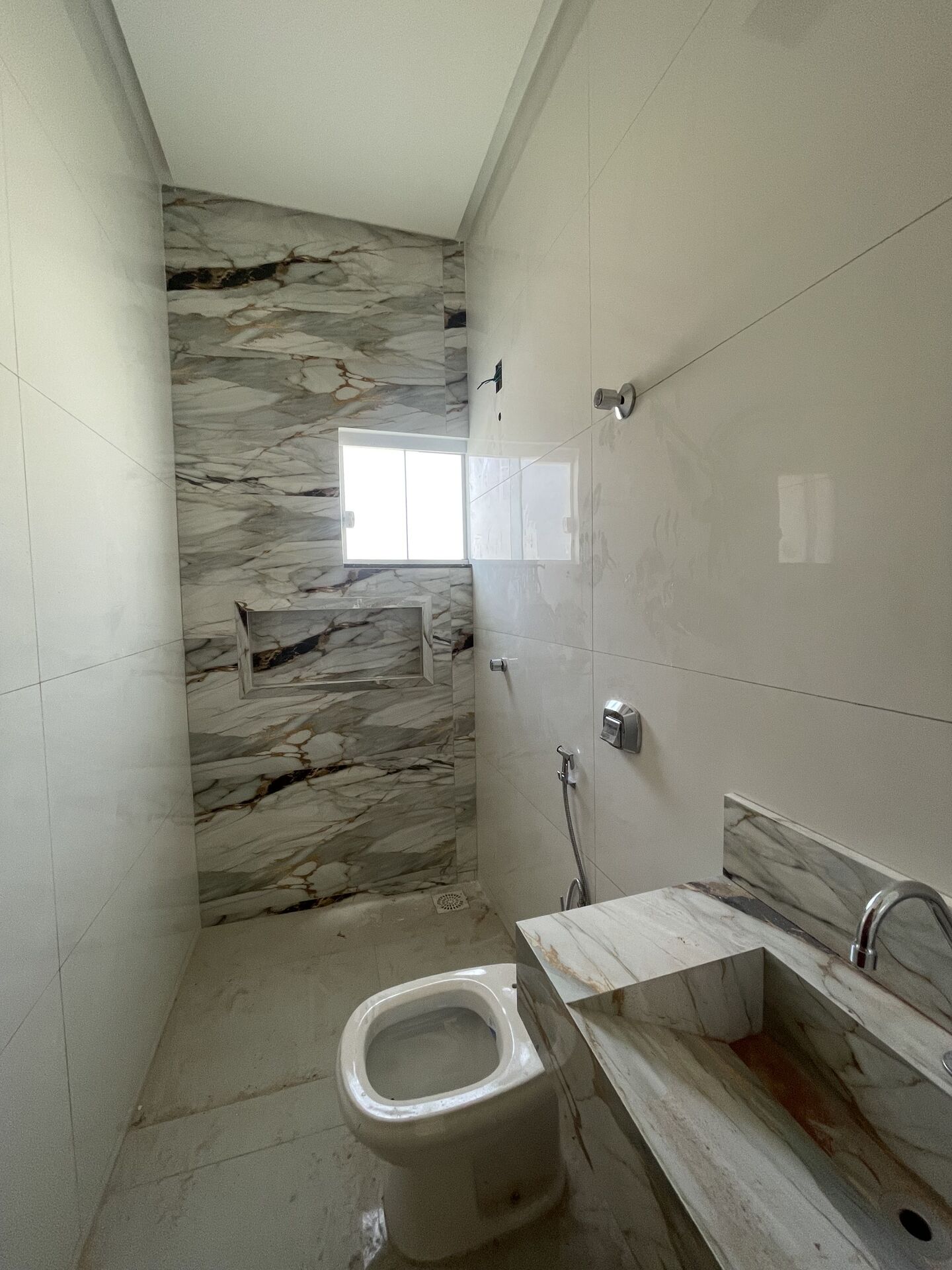Casa à venda com 3 quartos, 136m² - Foto 9