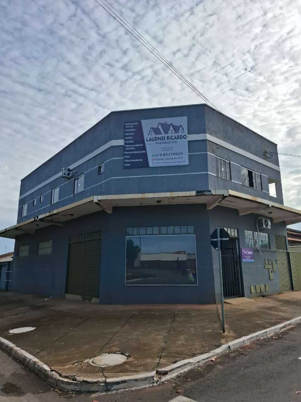 Prédio Inteiro - Foto 1