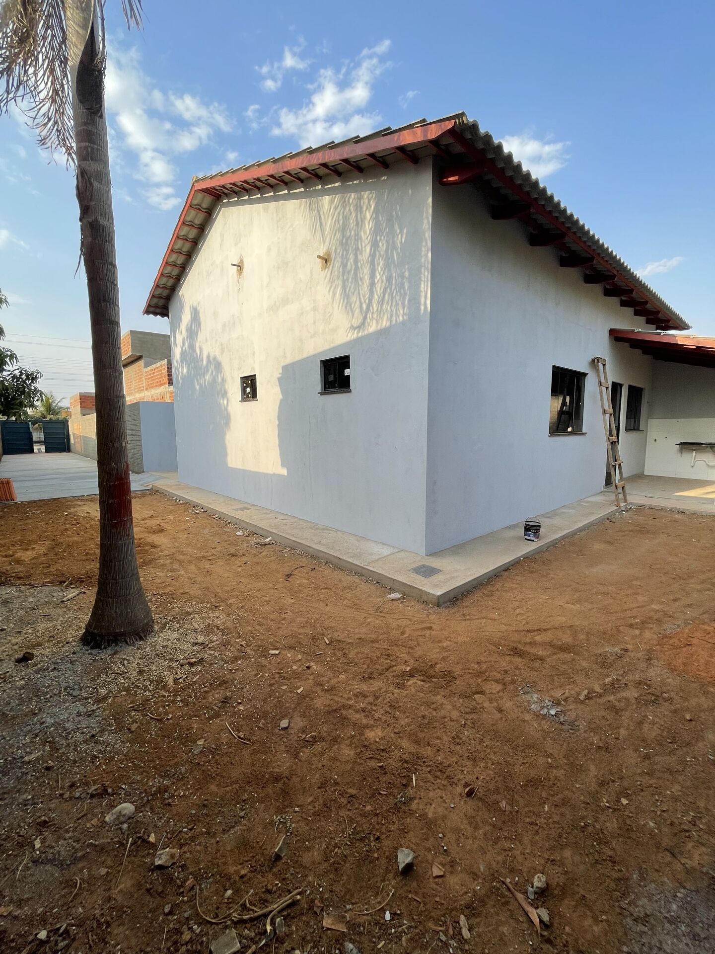 Casa à venda com 3 quartos, 79m² - Foto 11